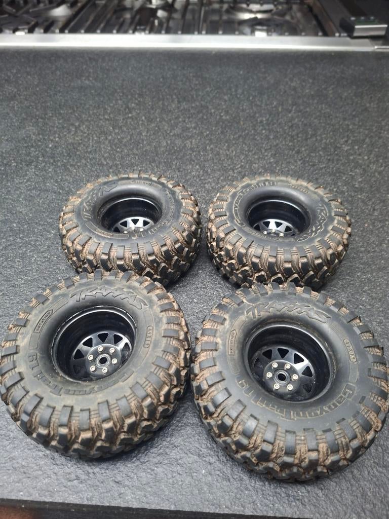 Stalen beadlock velgen met traxxas trx4 banden, Hobby en Vrije tijd, Modelbouw | Radiografisch | Auto's, Ophalen of Verzenden