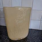 Prachtige zacht gele glazen vaas, Geel, Ophalen of Verzenden, Minder dan 50 cm, Glas