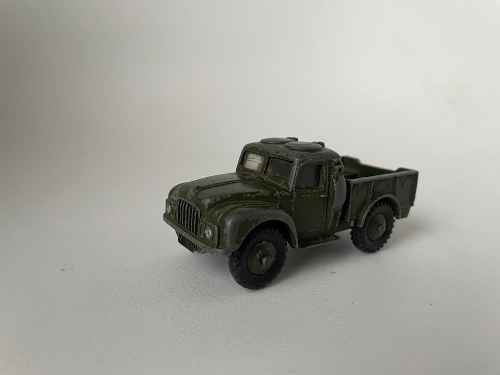model Dinky Toys 641 Meccano Army 1 ton Cargo truck 1/43, Ophalen of Verzenden, Gebruikt, Auto, Dinky Toys