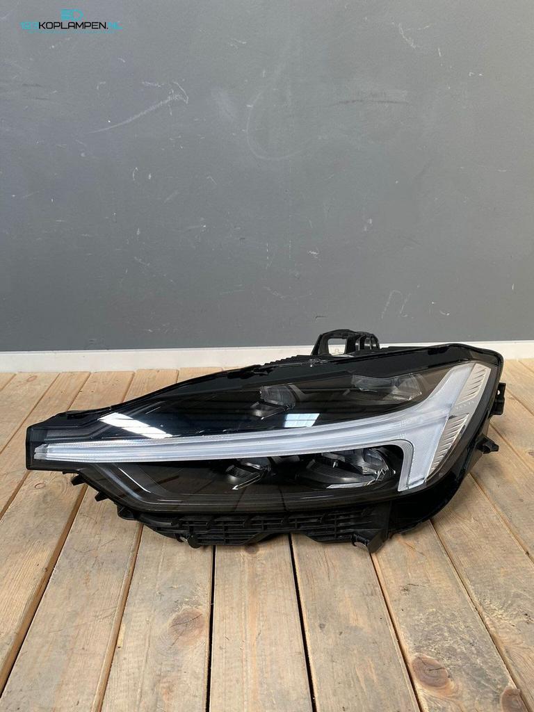Volvo XC60 2 facelift MID LED koplamp koplampen links rechts, Ophalen, Gebruikt, -, -
