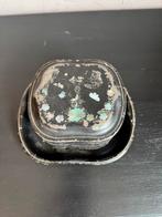 Antiek dienblad en doosje met parelmoer inleg, Antiek en Kunst, Ophalen of Verzenden