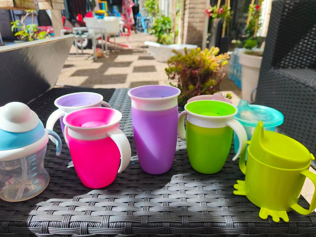 Anti-lek bekers, o.a. munchkin - set van 7, Ophalen of Verzenden, Gebruikt, Overige typen