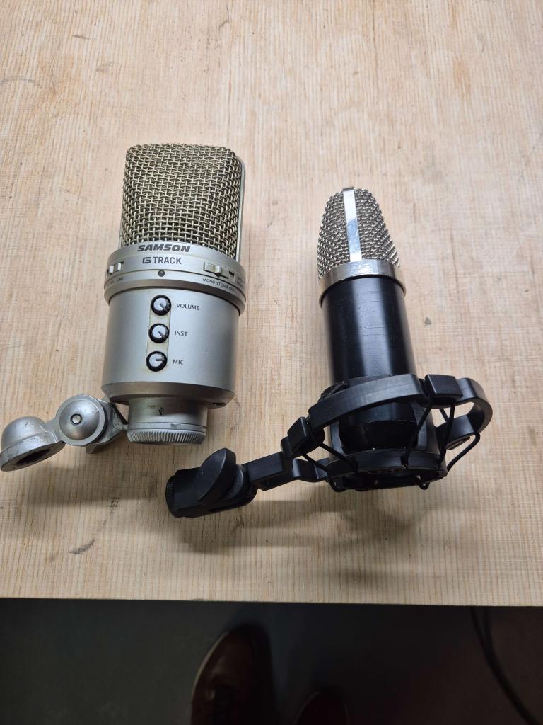 2x studio mic, Muziek en Instrumenten, Microfoons, Gebruikt, Studiomicrofoon, Ophalen of Verzenden