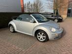 Volkswagen Beetle (Kever) 1.6 Cabriolet 102pk 2010 Grijs, Stof, 4 cilinders, Cabriolet, Handgeschakeld