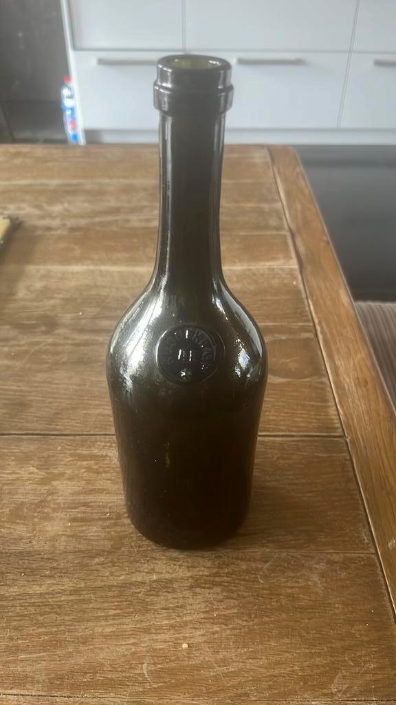 Oude groene fles met zegel “Boonekamp A E” Dordrecht, Verzamelen, Merken en Reclamevoorwerpen, Zo goed als nieuw, Verpakking, Ophalen of Verzenden