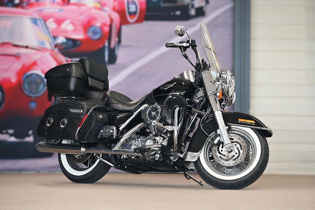 Harley-Davidson 88 FLHRCI Road King Classic nieuwprijs 40.00, Motoren, Motoren | Harley-Davidson, Traction Control, Hemcar, Bedrijf