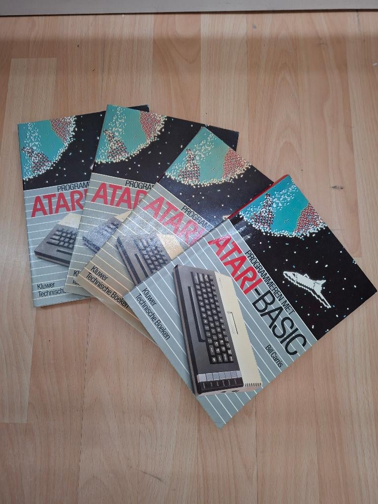 4 Atari Basic boekjes, Computers en Software, Vintage Computers, Verzenden, Atari