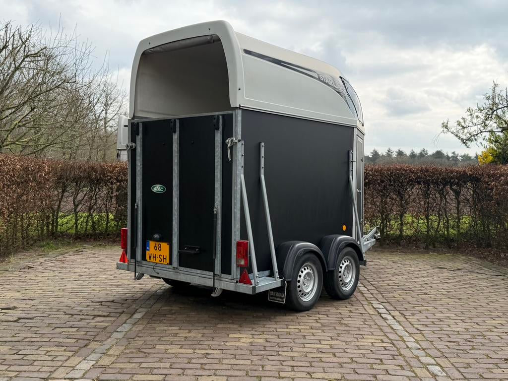 Nieuwstaat 1.5 paards Atec starline kunstof vloer, Dieren en Toebehoren, Ophalen, -, -, Zo goed als nieuw