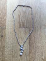 Zilveren ketting met vaste hanger blanke steentjes., Ophalen of Verzenden, Zo goed als nieuw, Zilver
