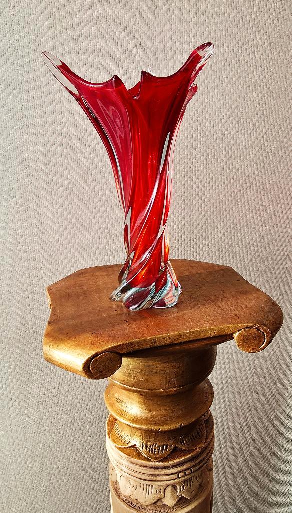 Vintage Murano design vaas robijnrood kristal 60s 70s, Antiek en Kunst, Antiek | Glas en Kristal, Ophalen of Verzenden