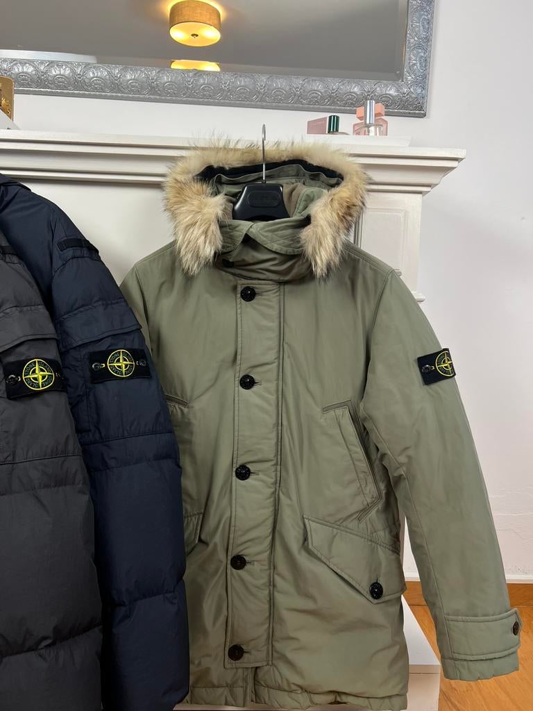 Stone Island | Micro Reps Down | Khaki Green | Size M, Kleding | Heren, Jassen | Winter, Ophalen of Verzenden, Zo goed als nieuw