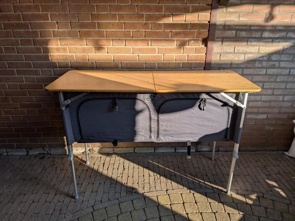 DEFA campingkeuken, Ophalen