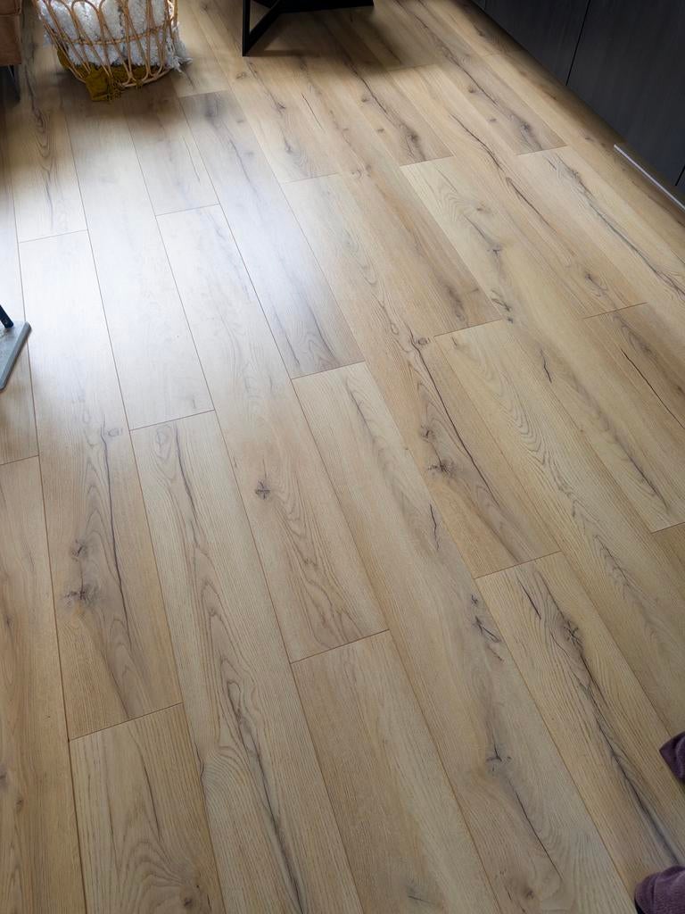 Laminaatvloer 30m2 eiken look, Ophalen, Gebruikt, Eiken, 25 tot 50 m²