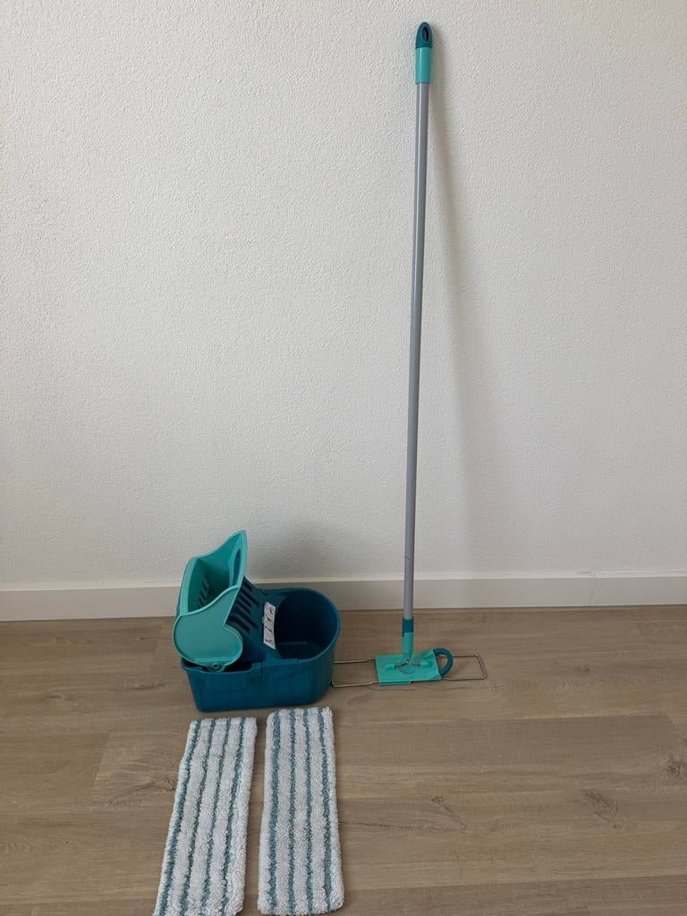 Leifheit dweilset met emmer en twee dweilen, Huis en Inrichting, Schoonmaakartikelen, Ophalen, Mop of Dweil
