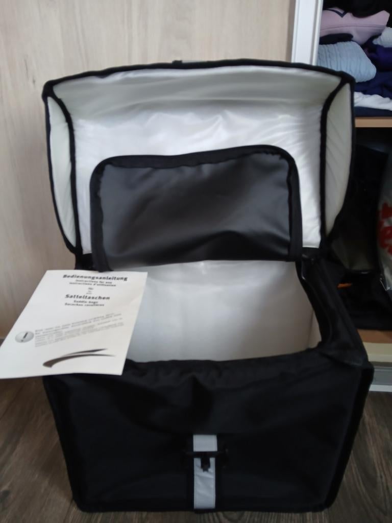 2 Motortassen met regenhoezen - Nieuwstaat, Motoren, Ophalen, Zo goed als nieuw