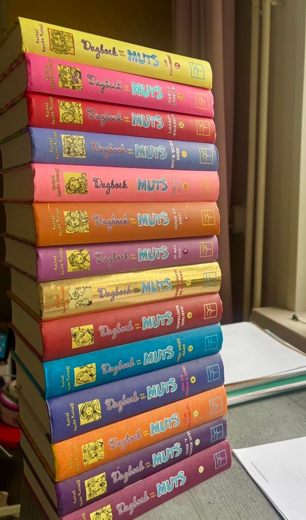 Dagboek van een muts boek 1 t/m 14, Boeken, Kinderboeken | Jeugd | 10 tot 12 jaar, Ophalen of Verzenden, Gelezen, Fictie