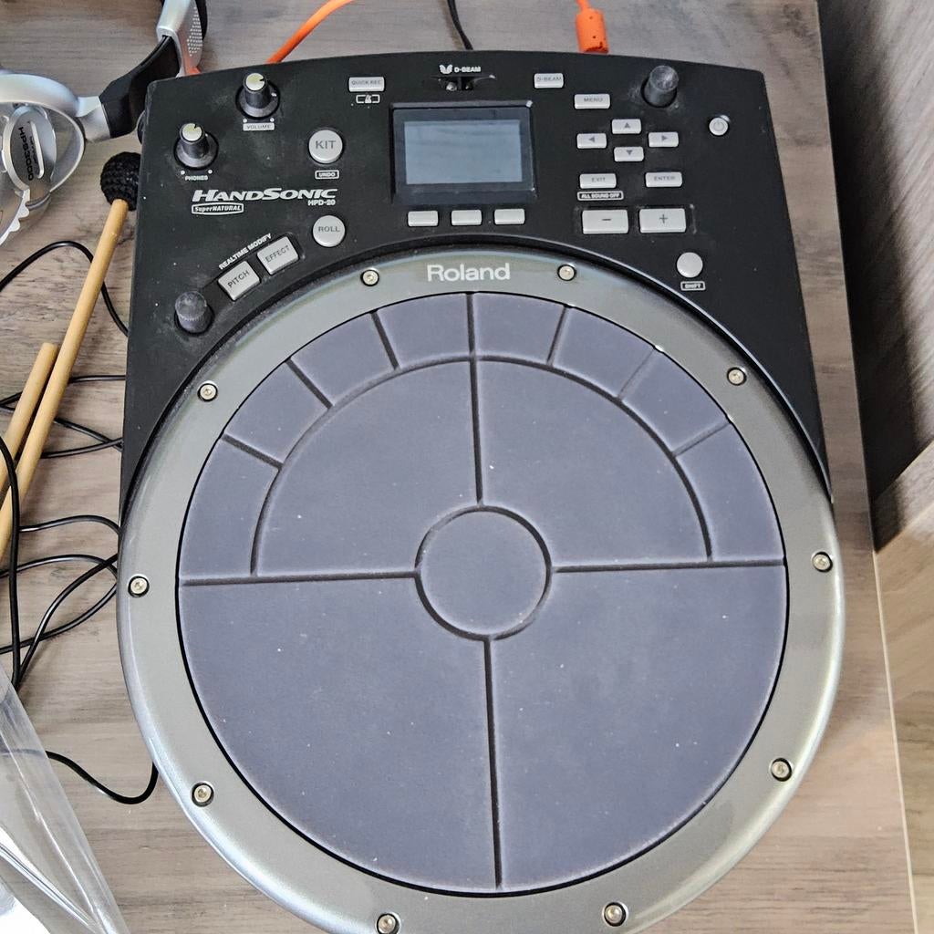 Roland HandSonic HPD-20 met standaard en box, 950 euro, Ophalen of Verzenden, Roland