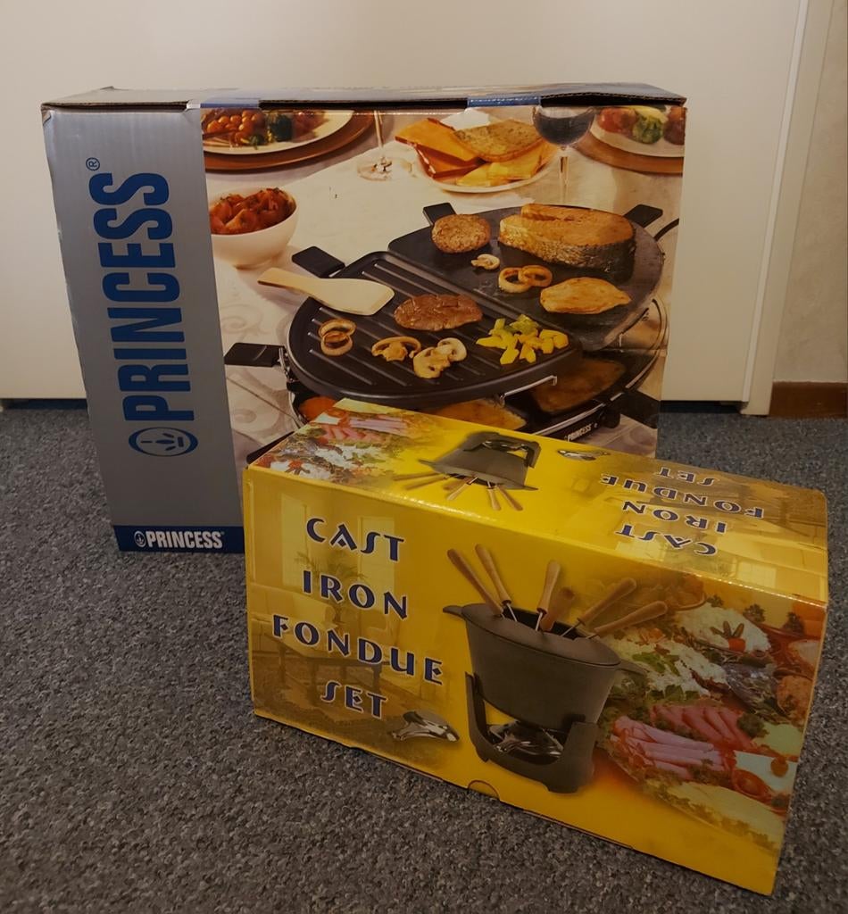 Te koop in Leiderdorp:Zie de beschrijving }KÓÓPJE!, Witgoed en Apparatuur, Gourmetstellen, Ophalen, 4 t/m 7 personen