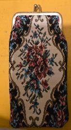 Vintage geborduurd portemonneetje, Ophalen of Verzenden, Overige materialen