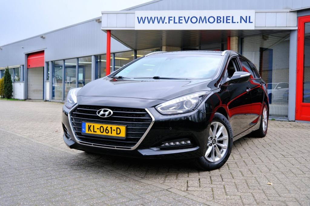 Hyundai I40 Wagon 1.7 CRDi Essence Navi|Clima|Cam|LMV, Auto's, Hyundai, Voorwielaandrijving, Gebruikt, Euro 6, 4 cilinders
