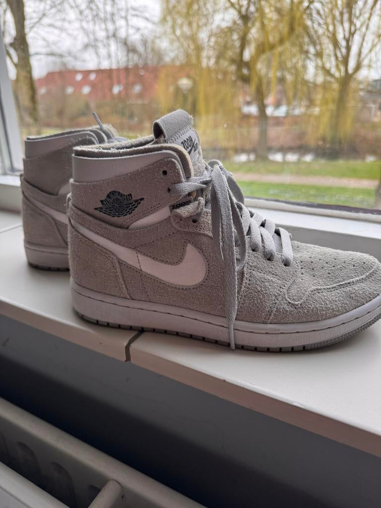 Nikr Air Jordan 1 High Zoom Air, Kleding | Dames, Schoenen, Ophalen, Zo goed als nieuw, Grijs, Sneakers of Gympen
