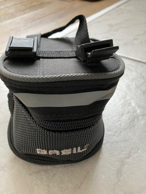 Zadeltas Basil  1 ltr, Ophalen, Zo goed als nieuw, Basil