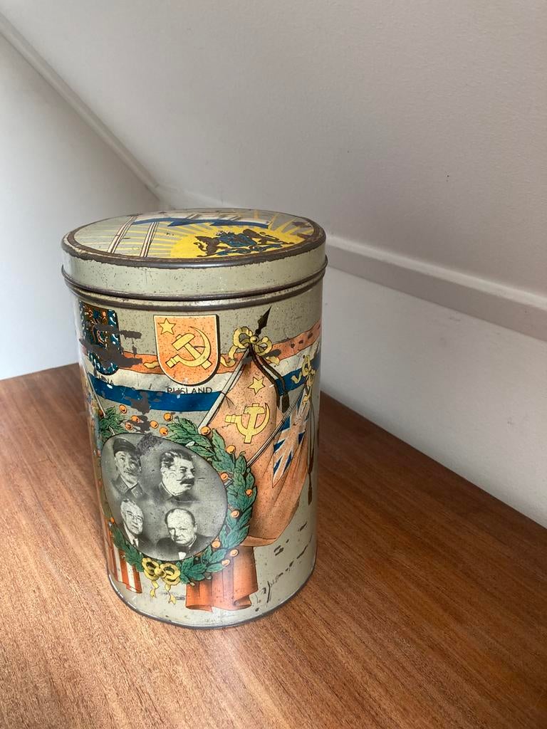 Herdenkingsblik 1939-1945 met daarop de geallieerden, Verzamelen, Ophalen of Verzenden, Gebruikt