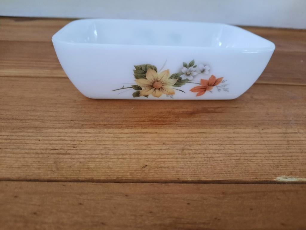 Pyrex engeland melkglas bakje, Ophalen