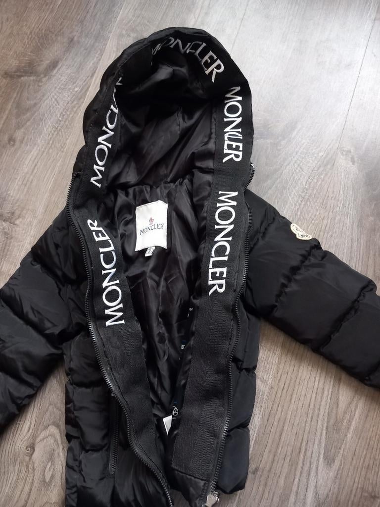 Moncler Jas 92/98, Kinderen en Baby's, Ophalen, Zo goed als nieuw
