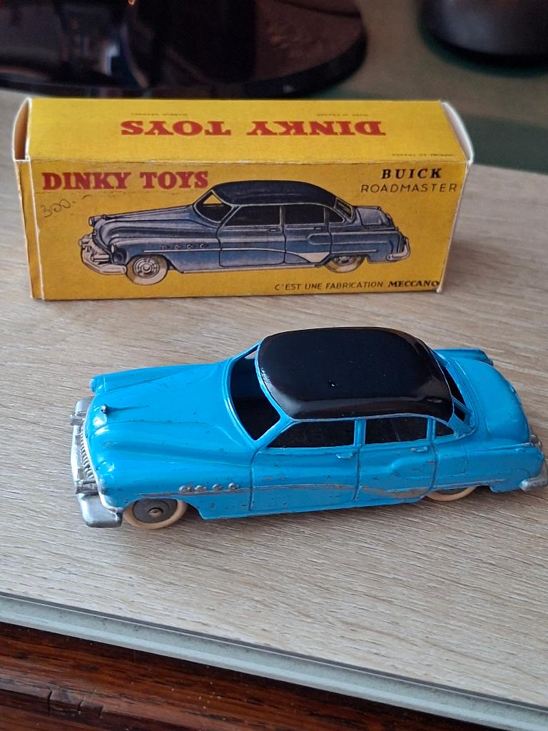 Dinky Toys Buick 24V, Ophalen of Verzenden, Zo goed als nieuw, Auto, Dinky Toys
