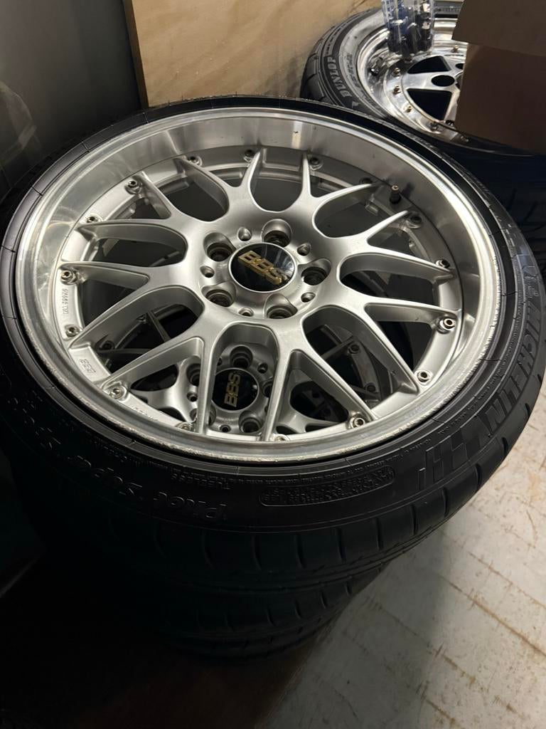 Zeldzame 2-delige 18 inch BBS RS-GT velgen Michelin BMW E46, Auto-onderdelen, Banden en Velgen, Ophalen, 18 inch, Gebruikt, 255 mm