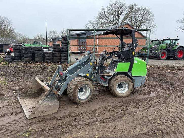 Giant G2500 HD xtra shovel (bj 2020), Zakelijke goederen, Machines en Bouw | Kranen en Graafmachines, Wiellader of Shovel