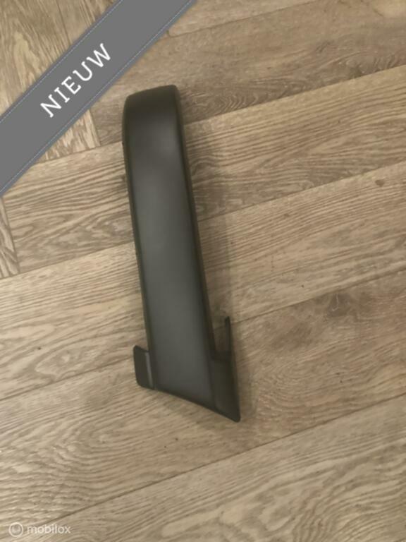 Bumperlijst origineel voor rechtsvoor BMW 3-serie E30 type1, Auto-onderdelen, Carrosserie en Plaatwerk, BMW, Nieuw, Ophalen of Verzenden