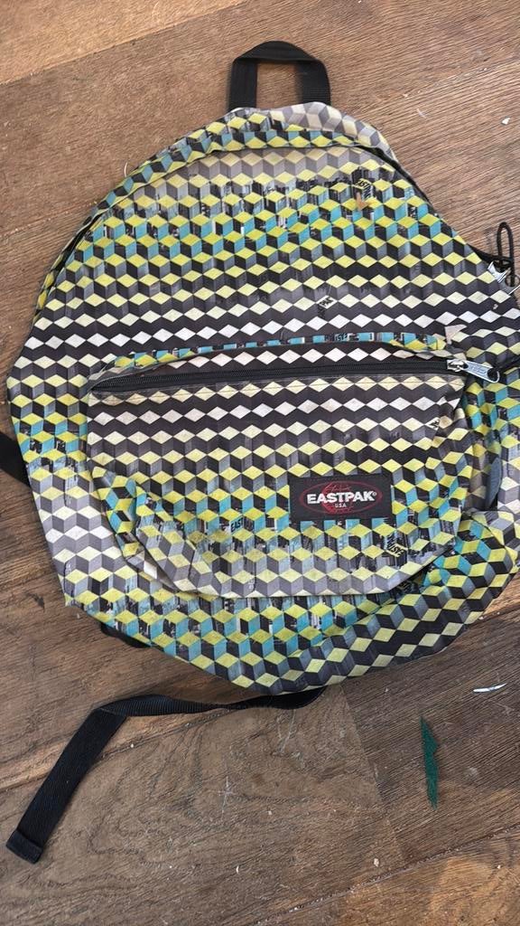 Eastpak rugzak, building blocks, vintage, Gebruikt, 25 tot 40 cm, Ophalen of Verzenden, 30 tot 45 cm