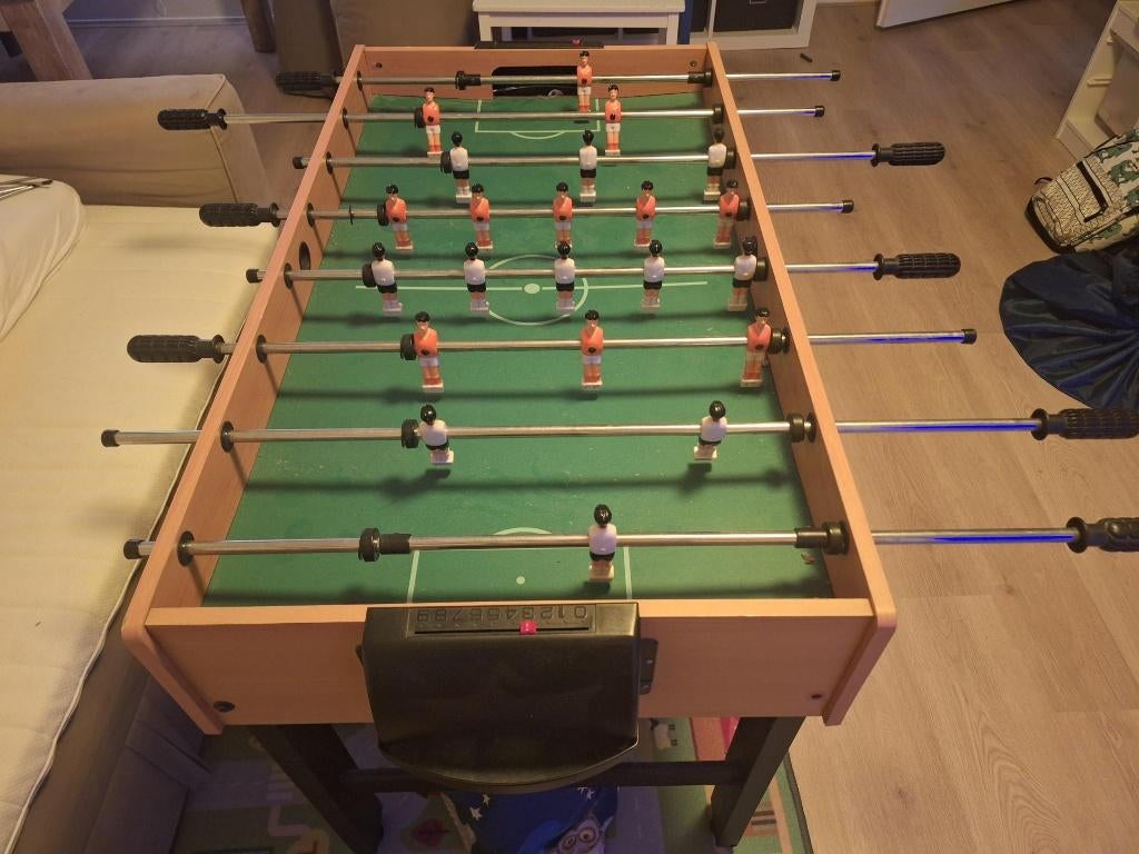 Voetbaltafel – compleet en stevig, Ophalen, Zo goed als nieuw