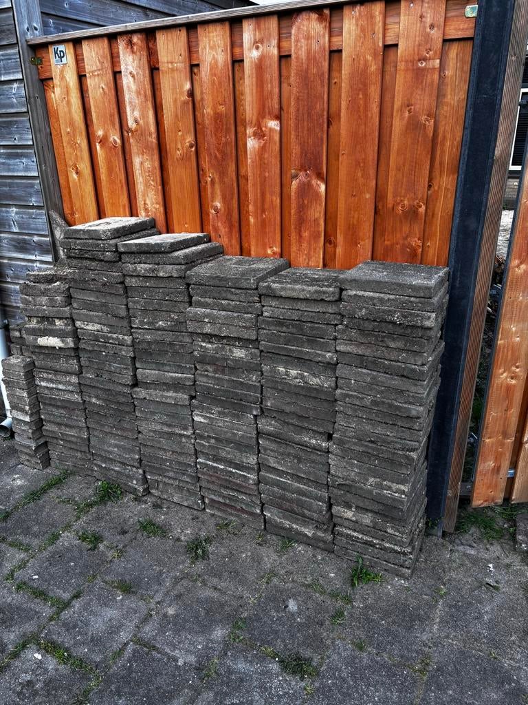 Gratis af te halen: Partij 30x30 tegels, Gebruikt, Ophalen of Verzenden, 20 tot 40 cm, Minder dan 5 m²
