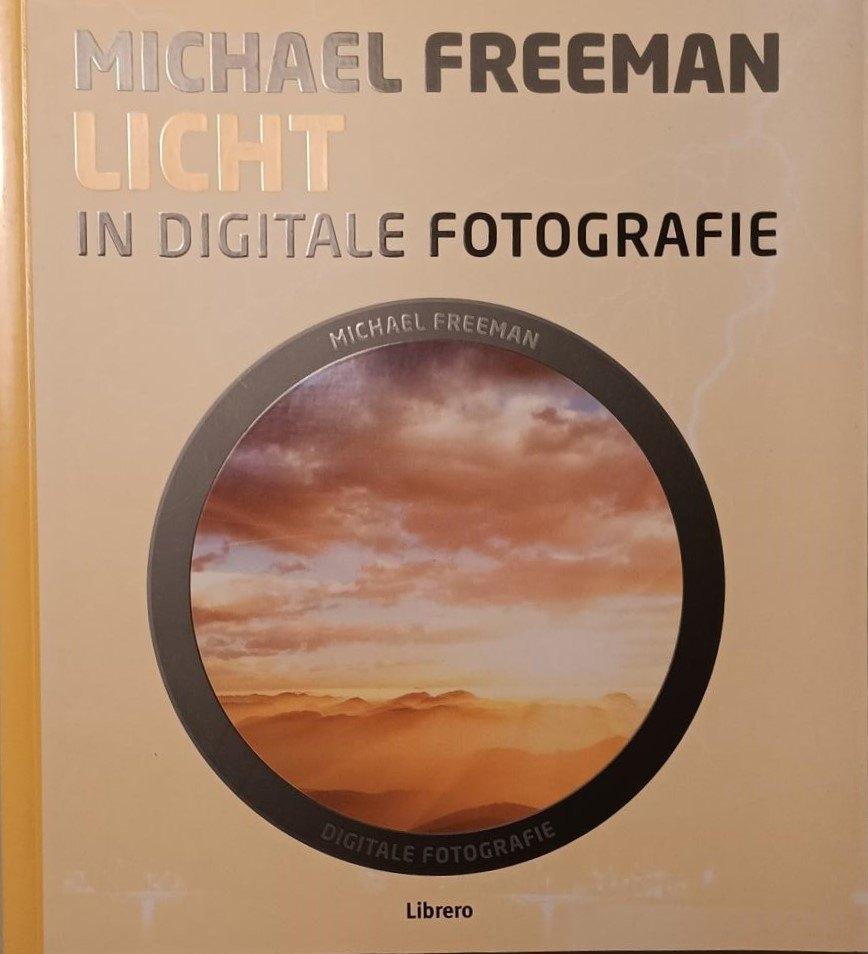 fotoboek licht in digitale fotografie, Ophalen of Verzenden, Zo goed als nieuw, Fotografie algemeen