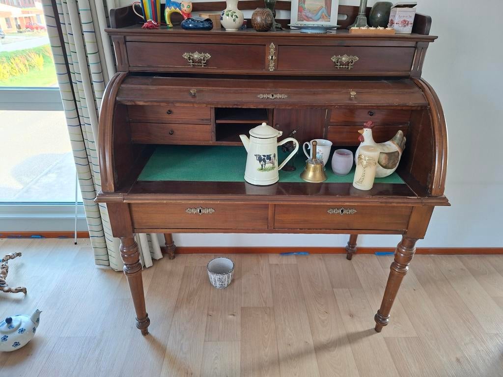 Mooi antiek Bureautje, Ophalen, Gebruikt