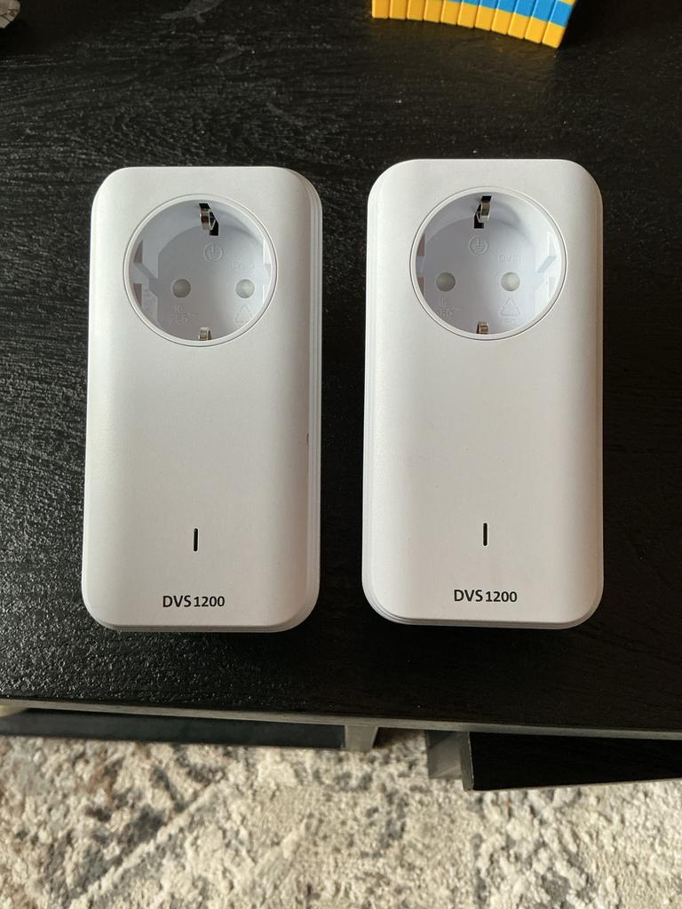 Set van 2 DVS 1200 Powerline Adapters, Ophalen of Verzenden, Zo goed als nieuw