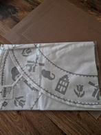 Nieuw rond tafelkleed om te borduren, kruissteek. Dia 70 cm., Hobby en Vrije tijd, Ophalen of Verzenden, Nieuw, Borduurpakket