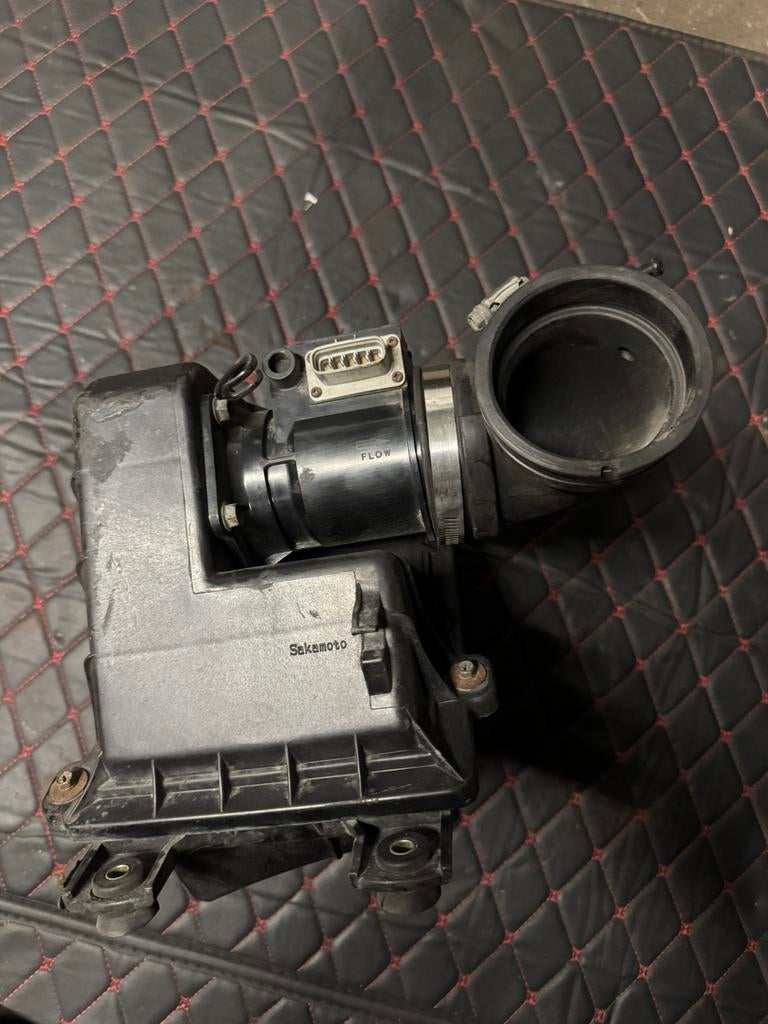 Subaru Impreza GC8 V1 / V2 luchtfilterbox incl oem MAF, Ophalen of Verzenden, Gebruikt, Subaru