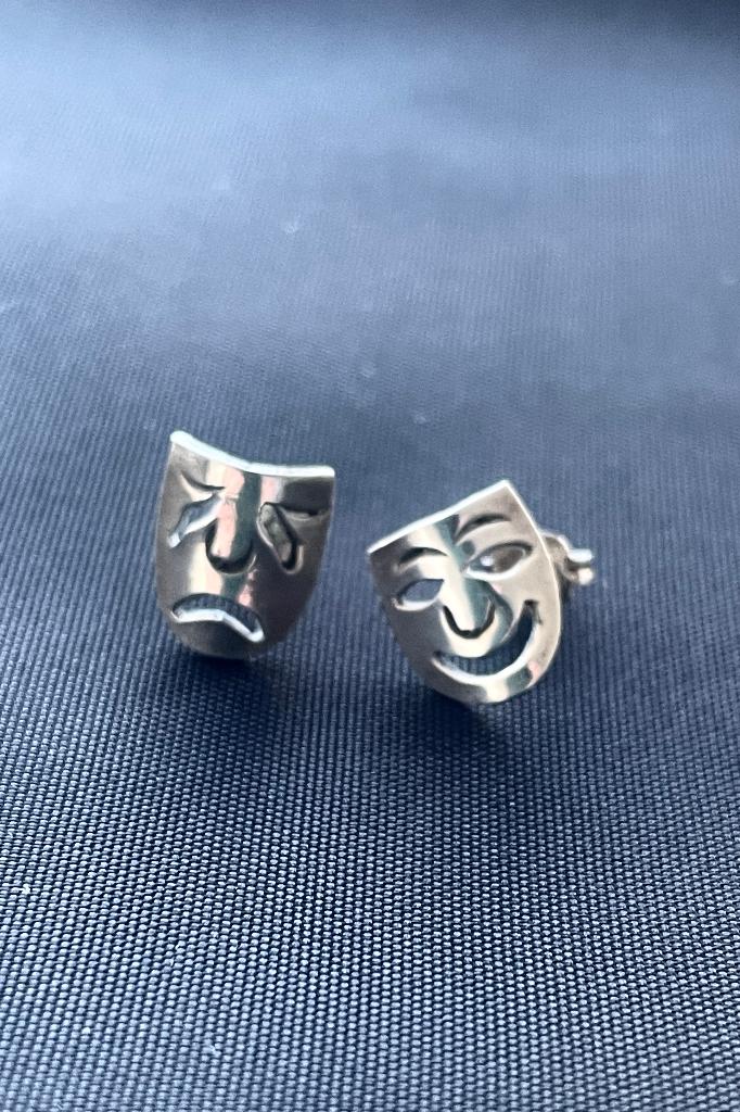zilveren oorstekers theatermaskers, Ophalen of Verzenden, Zilver, Zilver