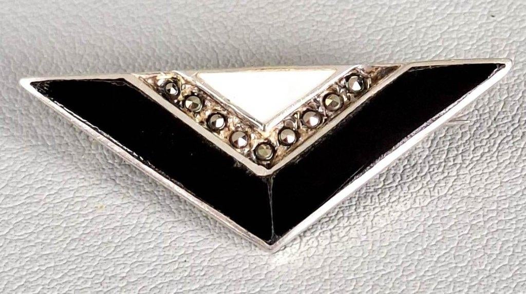 Prachtige Art Deco Zilver Onyx Parelmoer Markasiet Broche, Ophalen of Verzenden, Zilver, Broche, Met edelsteen