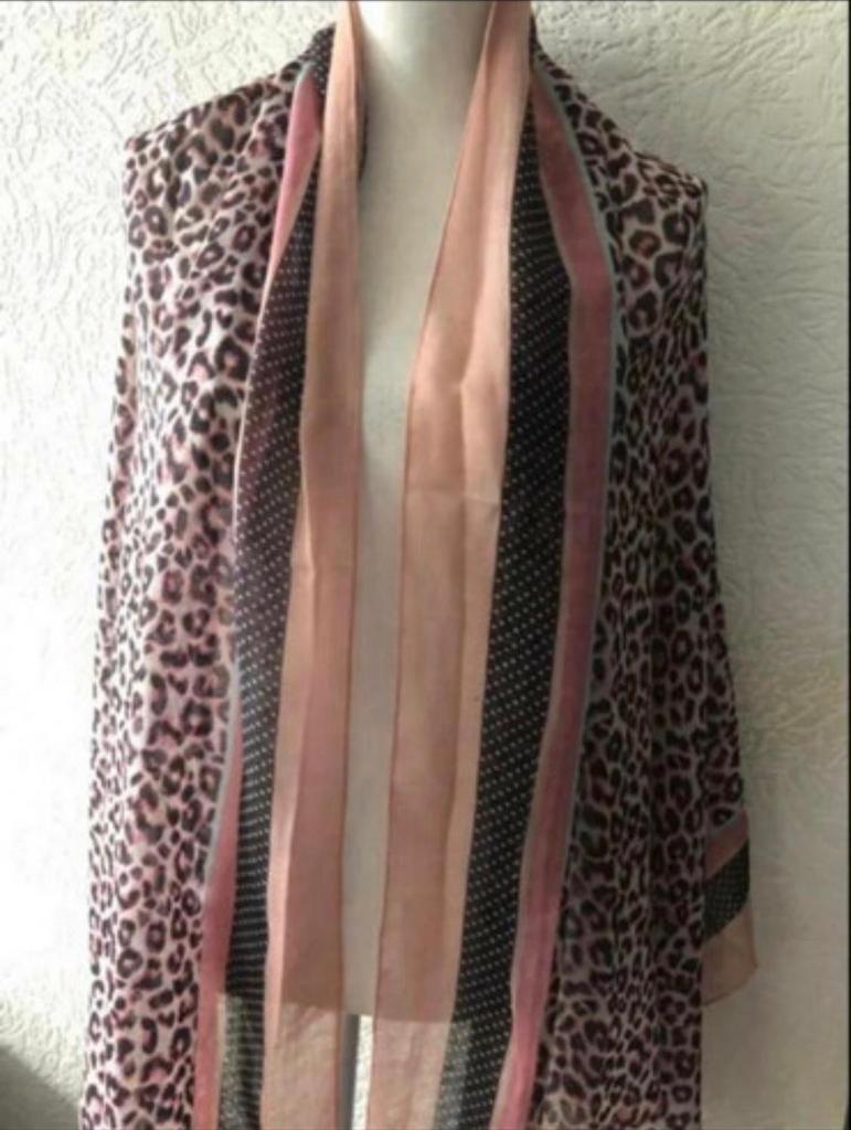 Omslagsjaal - katoen / viscose mix - diverse 6 € p/s, Kleding | Dames, Mutsen, Sjaals en Handschoenen, Ophalen of Verzenden, Zo goed als nieuw