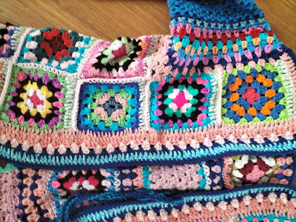 Granny square vest/jas met.42/44 XL, Kleding | Dames, Ophalen of Verzenden, Nieuw, Maat 42/44 (L)