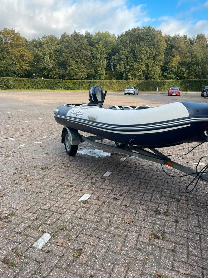 Rubberboot met 6 pk (evt teruil), Watersport en Boten, Bootonderdelen, Zo goed als nieuw, Overige typen, Motorboot, Ophalen