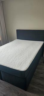 Boxspring twijfelaar 140x200 inclusief topper en hoeslakens, Huis en Inrichting, Slaapkamer | Bedden, Ophalen, Zwart, 140 cm, Zo goed als nieuw