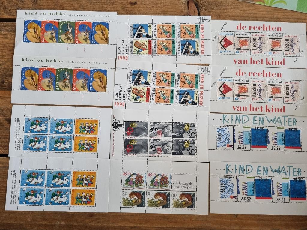 Kinderpostzegels verschillende jaren tussen 1979 - 1992, Postzegels en Munten, Ophalen of Verzenden, Na 1940, Postfris
