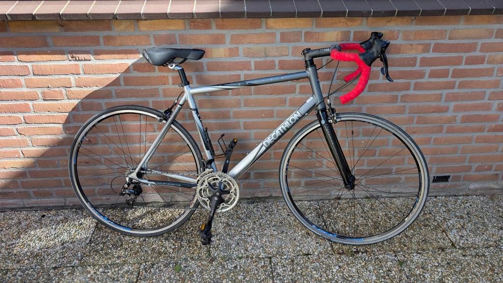 Dames Toerfiets 53 cm frame - Goede staat, 28 inch, Gebruikt, 15 tot 20 versnellingen, 50 tot 53 cm