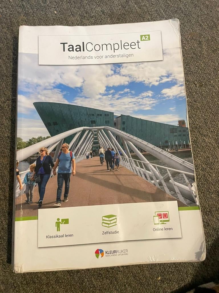 Taal compleet A2, Ophalen of Verzenden, Zo goed als nieuw, Overige niveaus, Nederlands